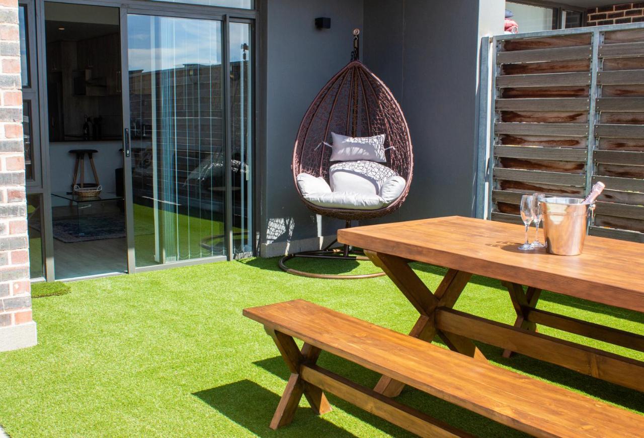 Chic, Central, Family & Group Stay - Stylish 2 Ensuite Bedroom Apartment With Spacious Balcony Cape Town Ngoại thất bức ảnh