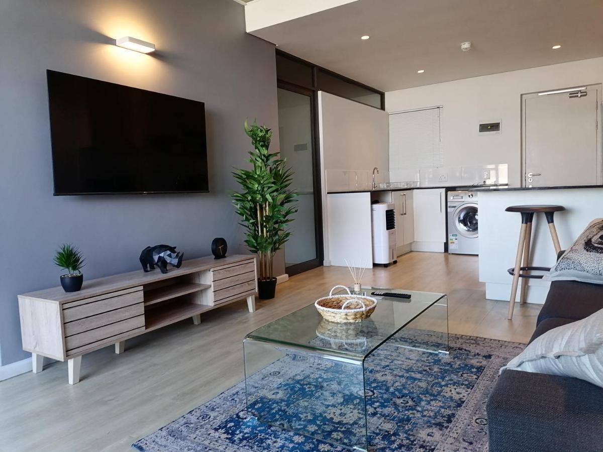 Chic, Central, Family & Group Stay - Stylish 2 Ensuite Bedroom Apartment With Spacious Balcony Cape Town Ngoại thất bức ảnh
