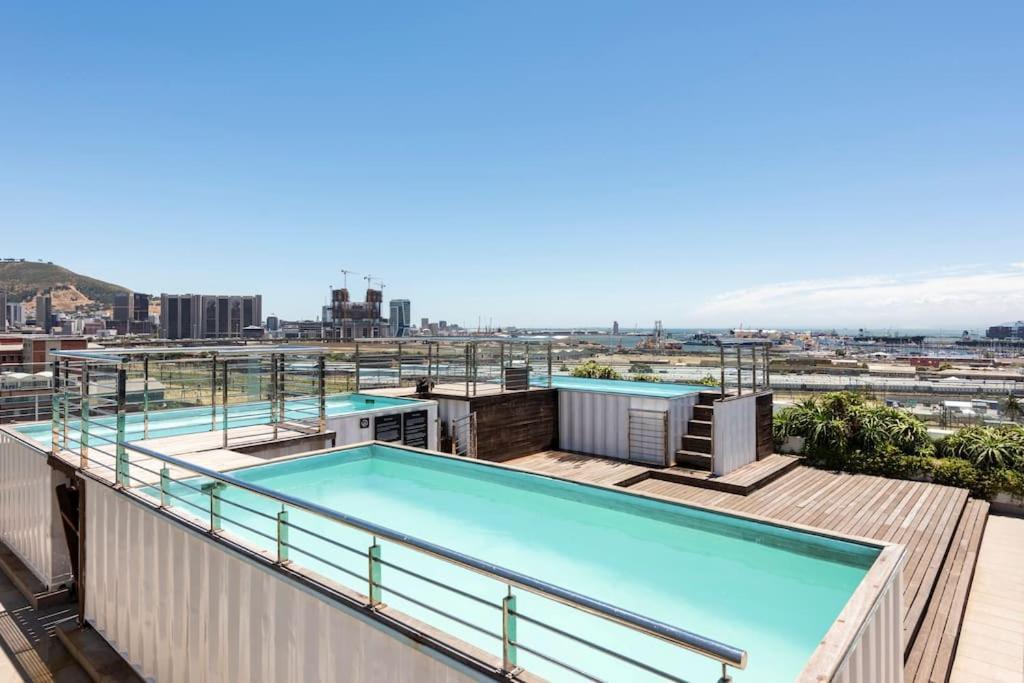 Chic, Central, Family & Group Stay - Stylish 2 Ensuite Bedroom Apartment With Spacious Balcony Cape Town Ngoại thất bức ảnh
