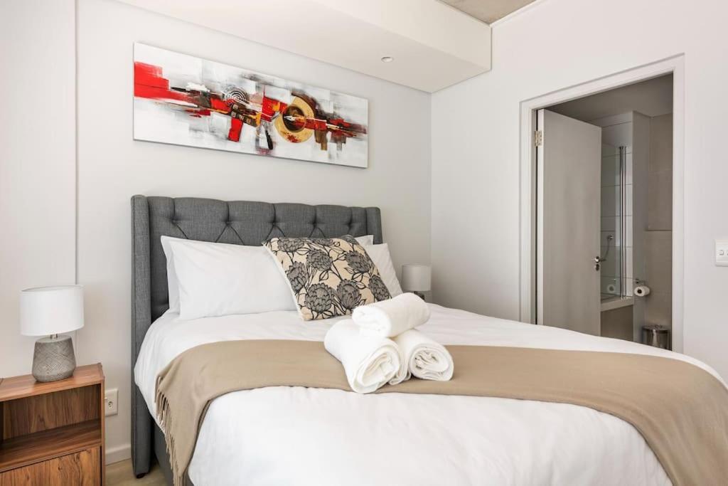 Chic, Central, Family & Group Stay - Stylish 2 Ensuite Bedroom Apartment With Spacious Balcony Cape Town Ngoại thất bức ảnh